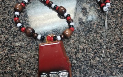 Red Dawg Alabama shaped tiki